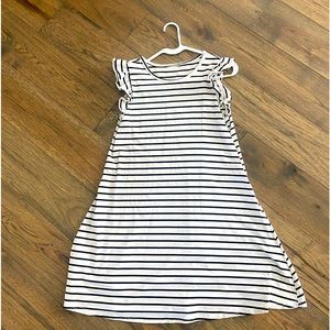 Black and white summer sleeveless dress